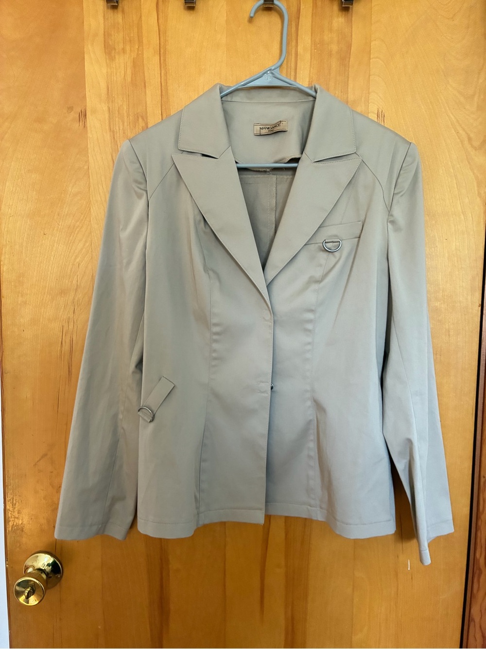 Light Gray Notch-Lapel Blazer Jacket with Ring Detail